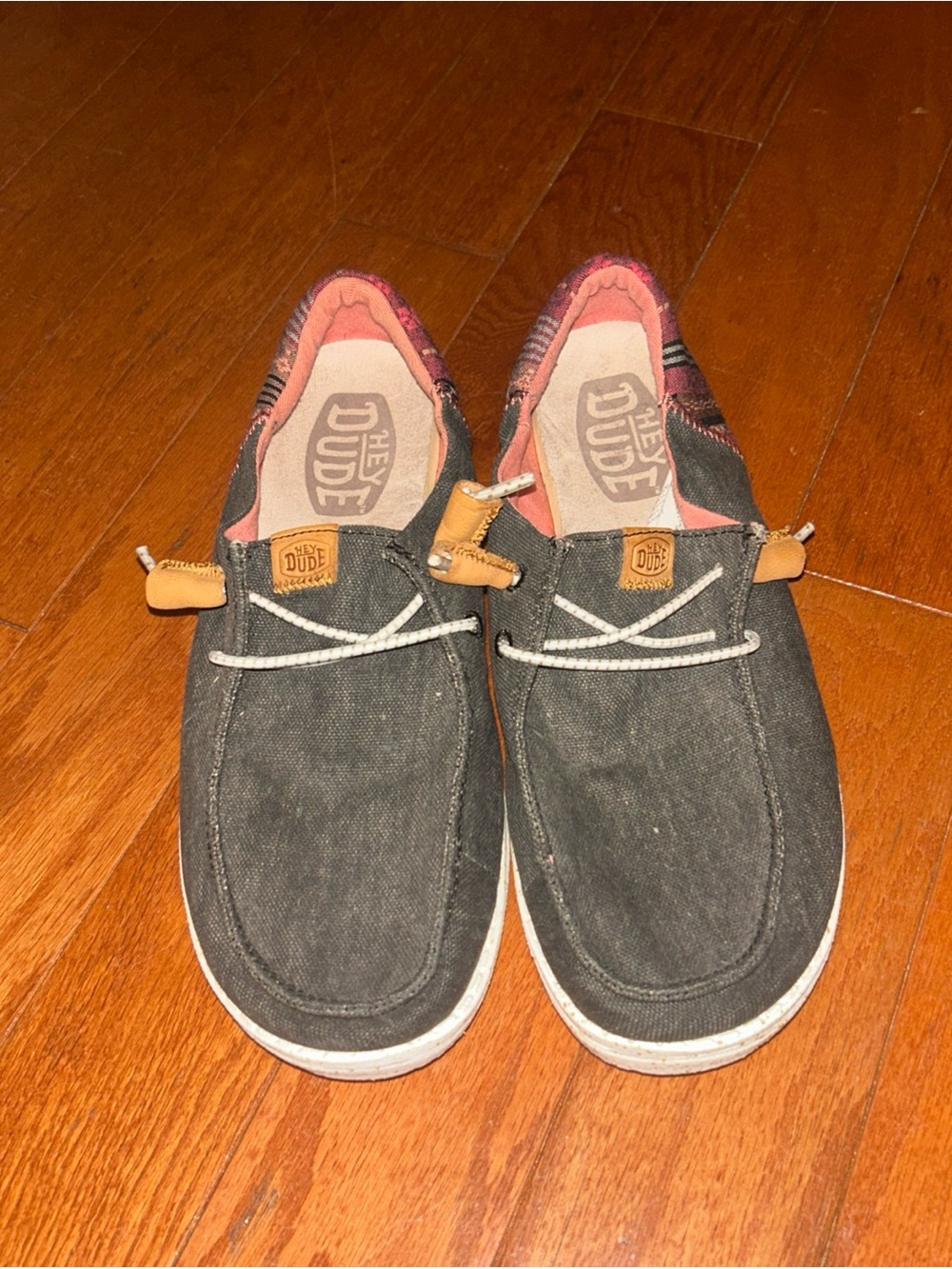 Hey Dude Women’s Wendy Funk Baja Slip-On Loafers Size 7 in Great Condition